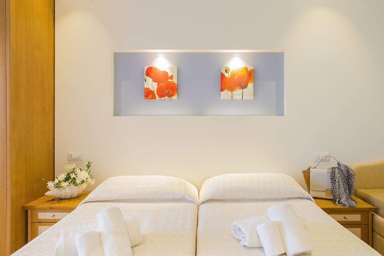 Hotel Pacific カットーリカ エクステリア 写真
