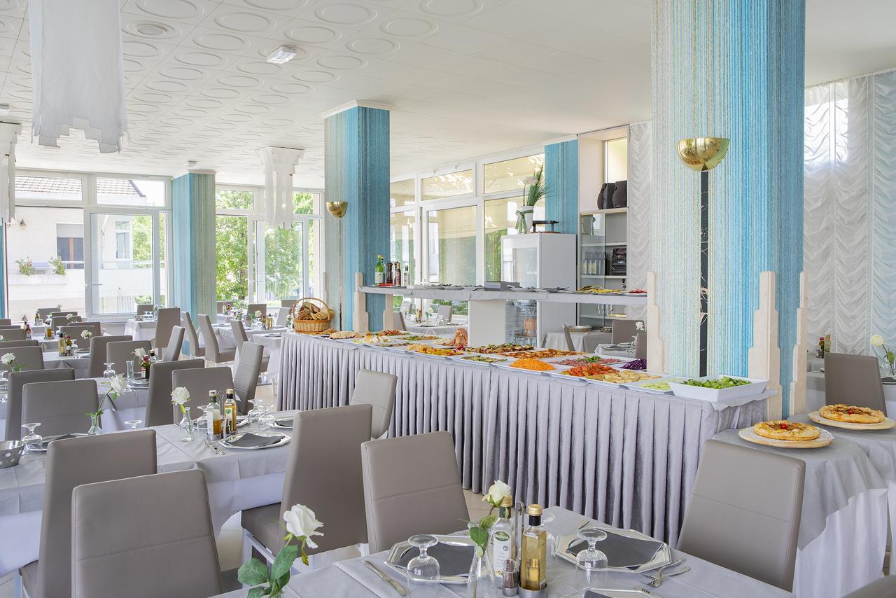 Hotel Pacific カットーリカ エクステリア 写真